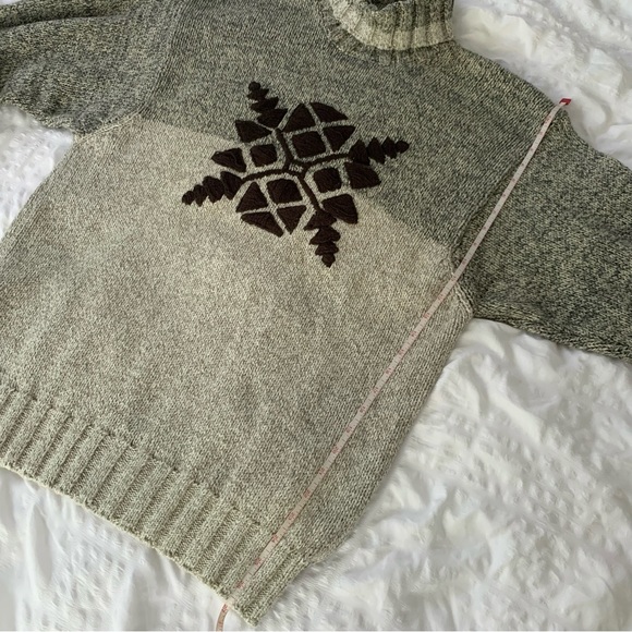 Vintage 90’s Tommy Hilfiger Fair Isle Turtleneck Sweater - Picture 12 of 12